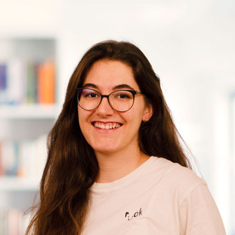 Nachhilfelehrerin Sanja Weber
